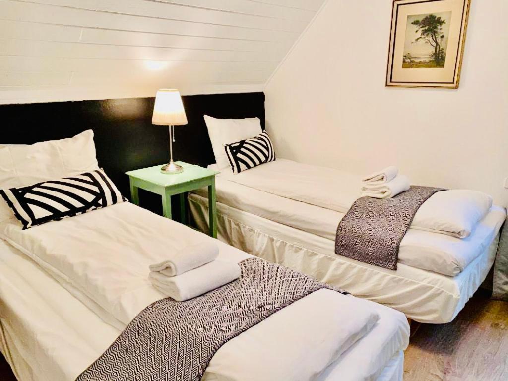 Lilandtunet Gjestgiveri Liland  Exteriör bild